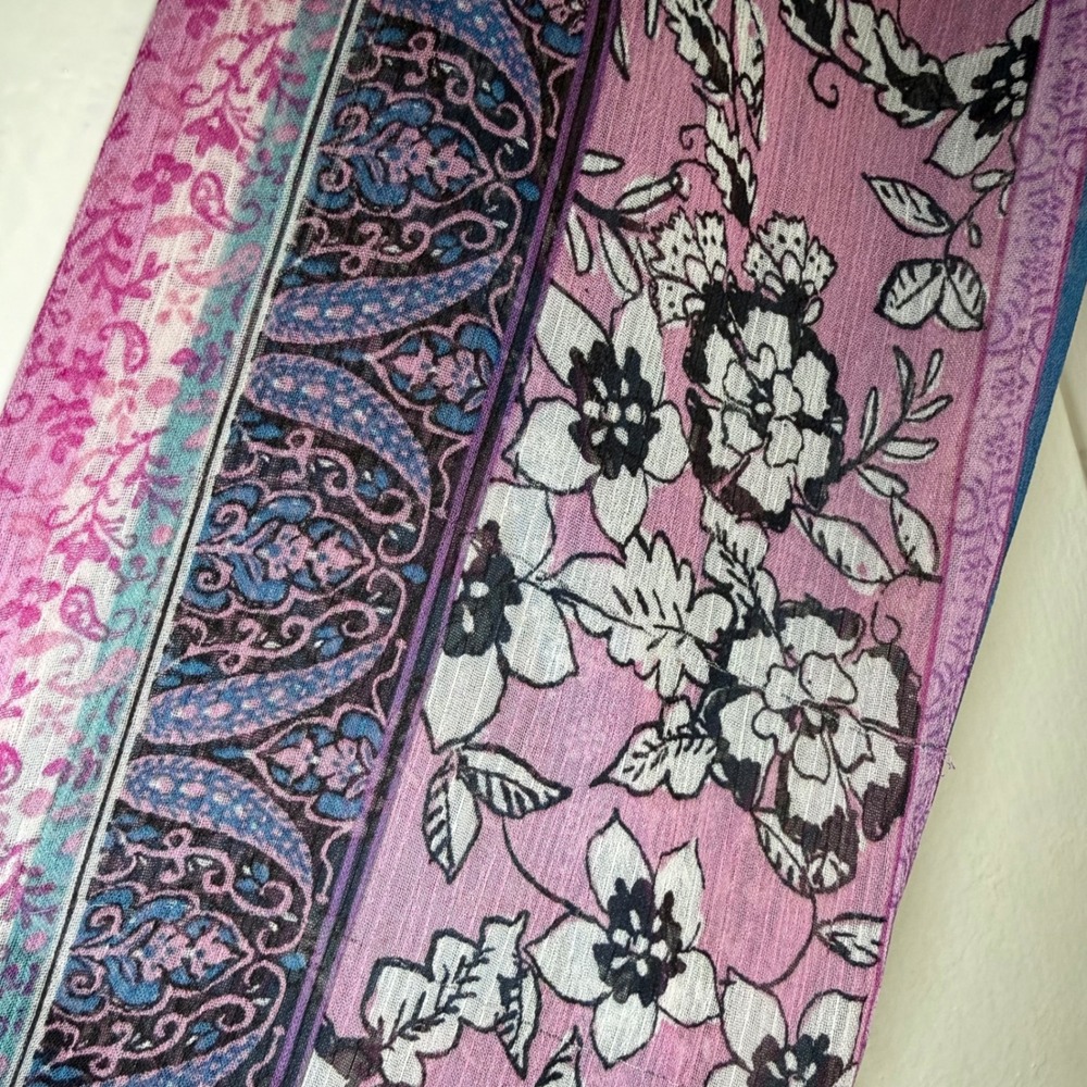 KUT from the Kloth Blue Pink Floral Paisley Patchwork Roll Tab Blouse Large - Picture 8 of 12